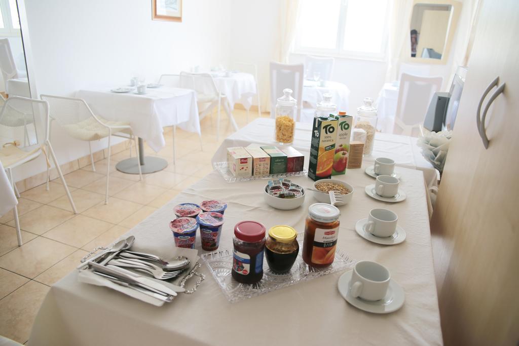 Apartments Tamarix ヴィンイェラック エクステリア 写真